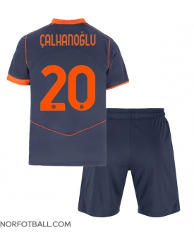 Billige Fotballdrakt Inter Milan Hakan Calhanoglu #20 Replika Tredjedraktsett Barn 2025-26 Kortermet (med bukser)